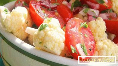 Blumenkohlsalat mit Tomate